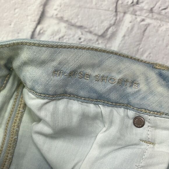American Eagle high rise shortie light wash jean short - Picture 3 of 5